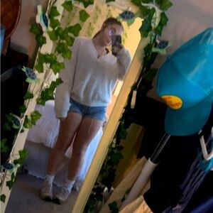 Meet your Posher, Ellie